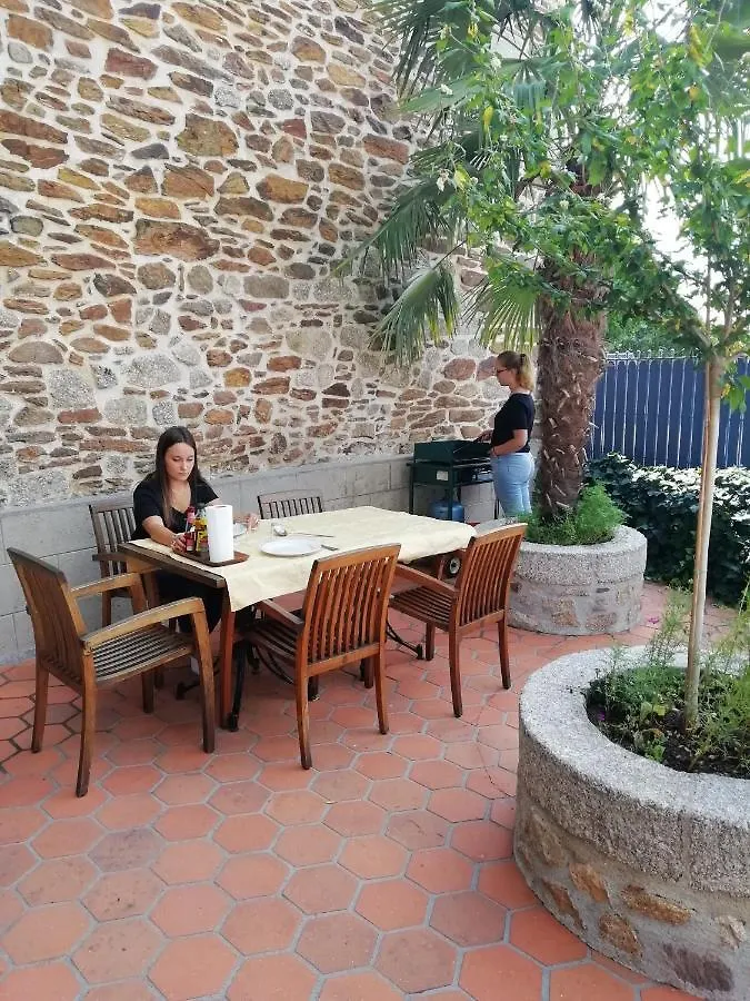 La Maison D'Odette Et Daniel Vitrac  France